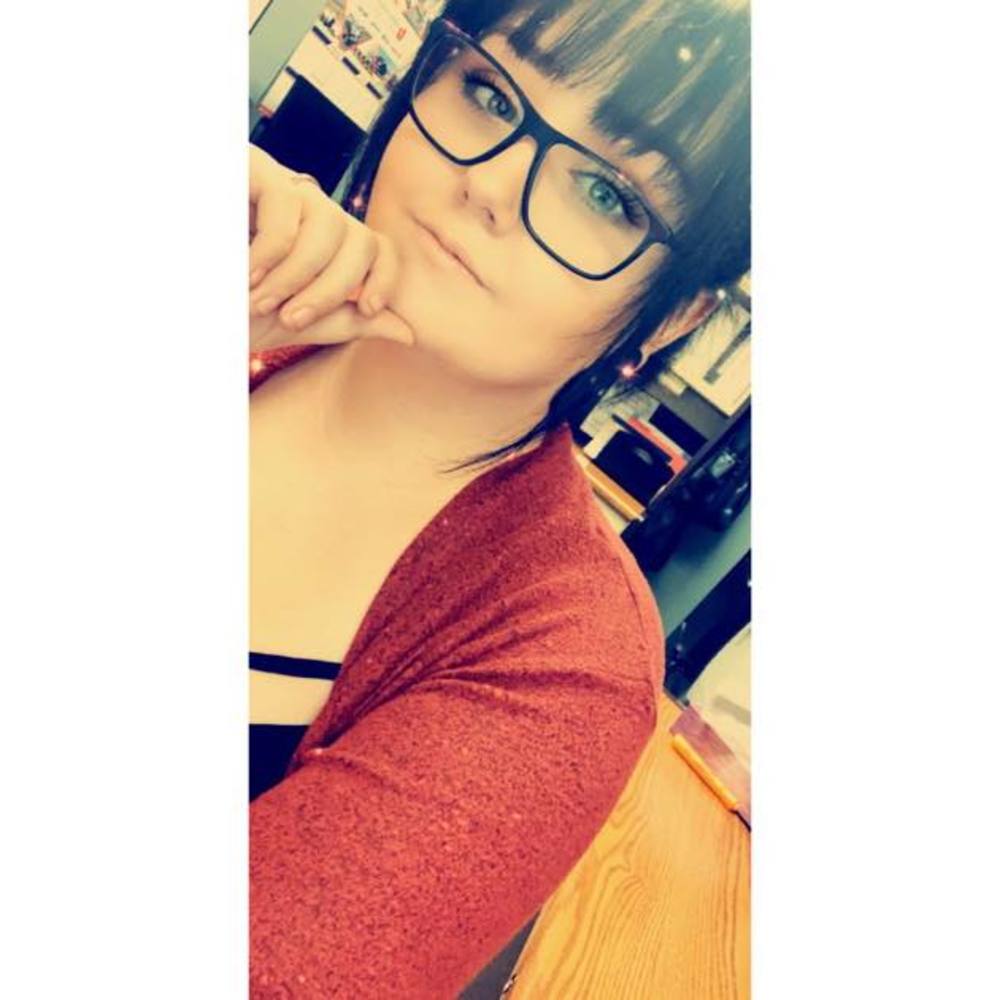 Meet your Posher, Abbigail